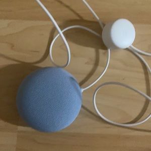 Google nest mini blue